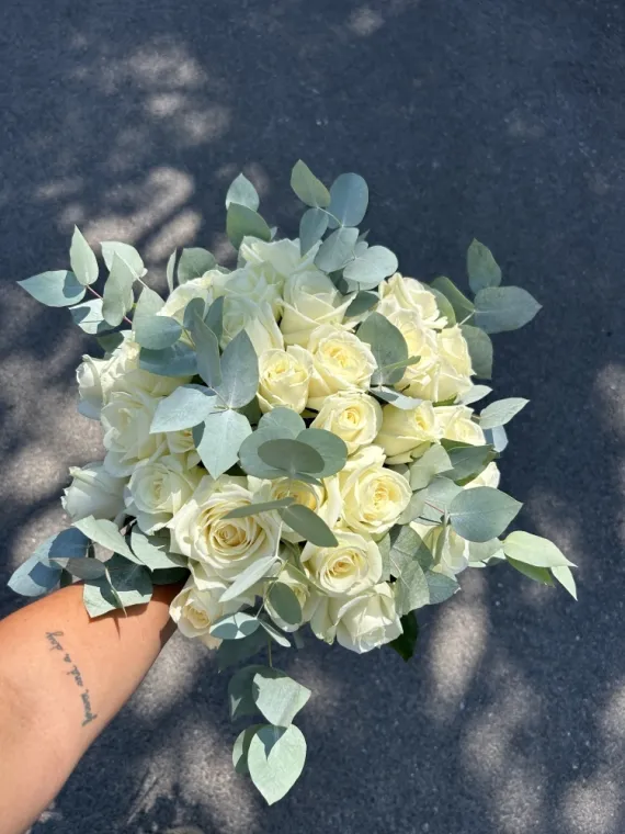 Bouquet de roses blanches 